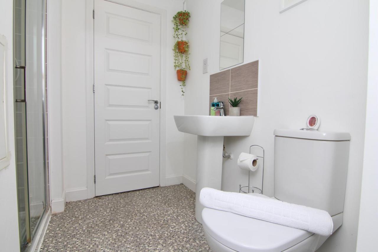 Canalview House - Fully Furnished Coventry City Centre Home Eksteriør bilde